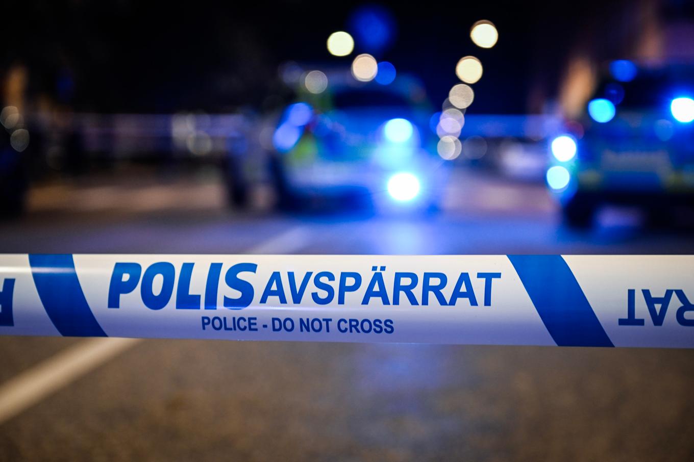 Polisen valde att inte ta upp anmälan, inte efterlysa och inte spåra upp en kidnappad 14-åring via telefonen trots vädjan om hjälp från mamman inför ett mord sommaren 2023. Arkivbild Foto: Fredrik Sandberg/TT