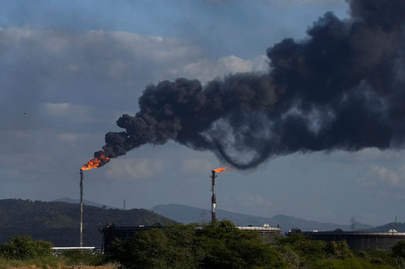 En gasanläggning i delstaten Anzoátegui i norra Venezuela. Arkivbild. Foto: Matias Delacroix/AP/TT