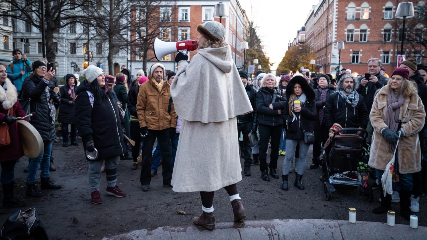 Demonstration mot statliga covidrestriktioner 2020.   
Foto: Sofia Drevemo