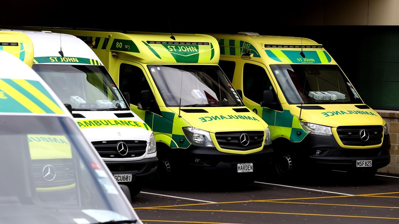 Ambulanser vid Middlemore Hospital i Auckland, Nya Zeeland. Den nya myndighet som hanterar landets hela vårdsystem får nu stark kritik av revisorer. Foto: Phil Walter/Getty Images