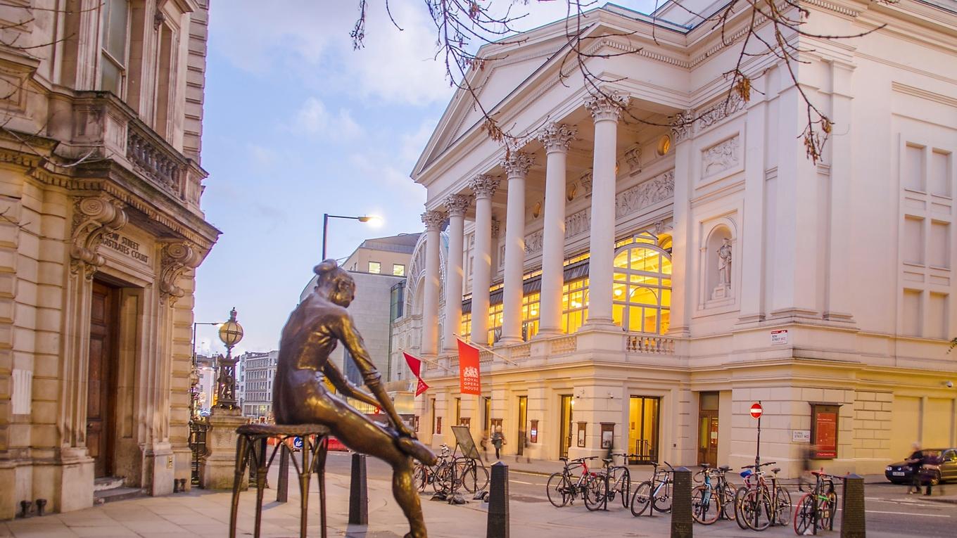 Royal Ballet and Opera i London vårdar kulturarvet, och sätter regelbundet upp baletter av koreografen Sir Frederick Ashton. Foto: Shutterstock