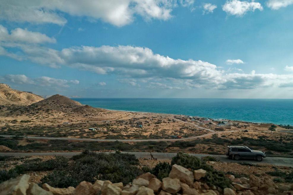 Oljetankern kapades i måndags utanför Puntland i Somalia. Foto: Ben Curtis/AP Photo