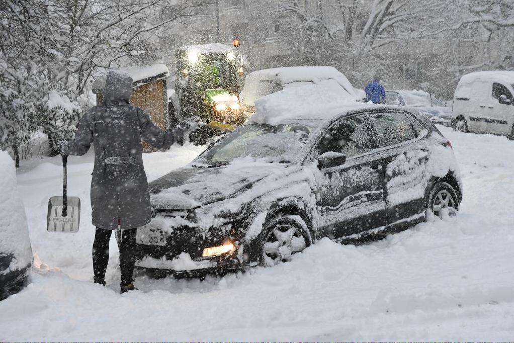 

Påskvädret i år är mer vintrigt än vårigt. Foto: Anders Wiklund/TT-arkivbild                                                                                        