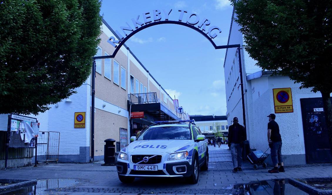 Rinkeby, nordväst om Stockholm, är ett av de 19 särskilt utsatta områdena i landet. Foto: Susanne W. Lamm