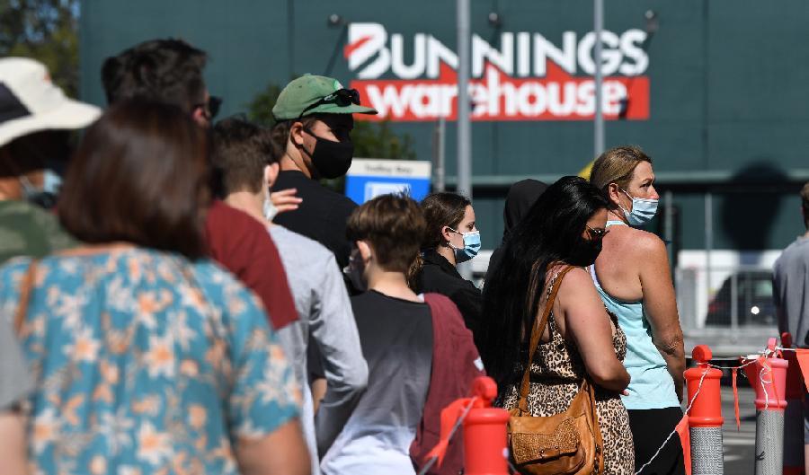 

Missnöjet mot vaccintvånget växer i Australien. Vaccinationskö i Brisbane i Australien. Foto: Dan Peled/Getty Images                                                                                        