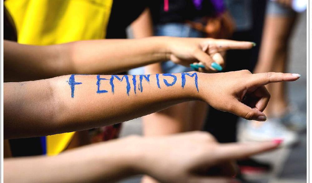 







Feministiska aktivister deltar i ett framträdande på Briontorget i Venezuelas huvudstad Caracas, 7 december 2019. Foto: Yuri Cortez/AFP via Getty Images                                                                                                                                                                                                                                                                                                                                                                