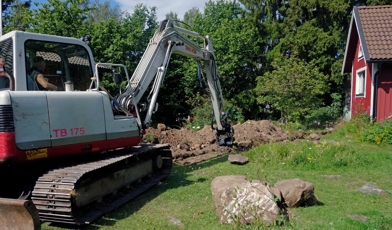 Utbyggnad av VA-nät innebär ett större markingrepp. Nätverket VA-i-tiden anser att det vore mer hållbart att en del hushåll har andra VA-lösningar. Foto: Hasse Holmberg/TT