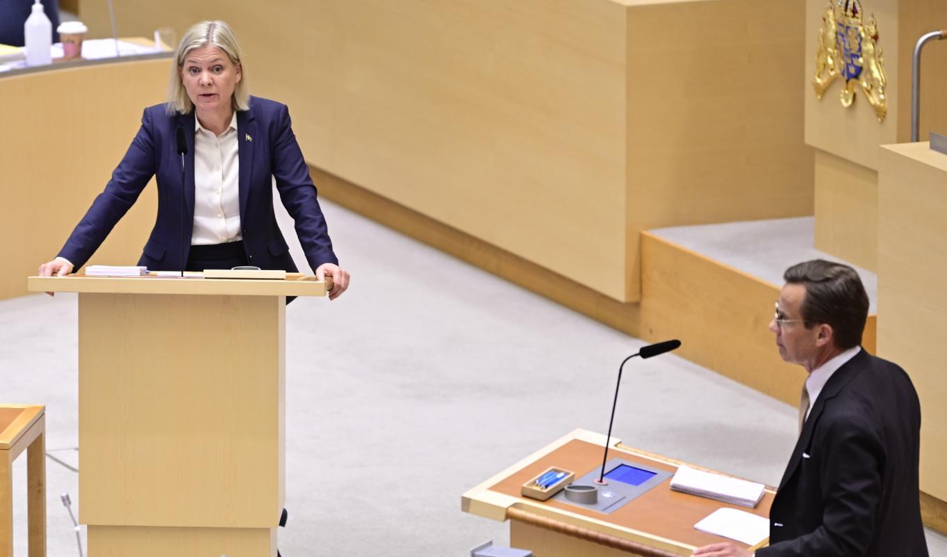 I sin sista partiledardebatt som statsminister betonade Magdalena Andersson (S) att våldet måste stoppas och integrationen bli bättre. Men vem tar det politiska ansvaret? Foto: Jonas Ekströmer/TT