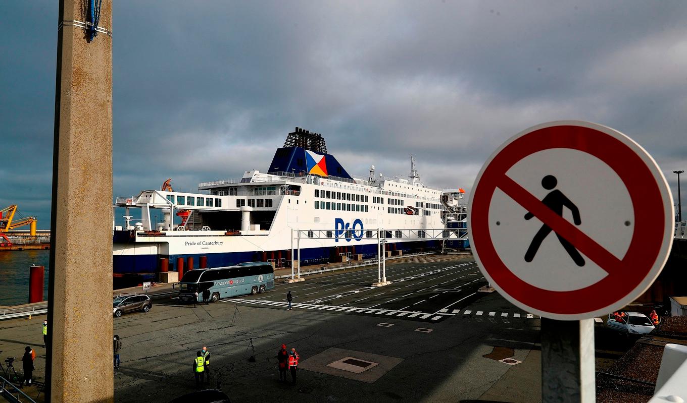 En färja vid hamnen i Calais i norra Frankrike den 1 januari 2021. Foto: Sameer al-Doumy/AFP via Getty Images