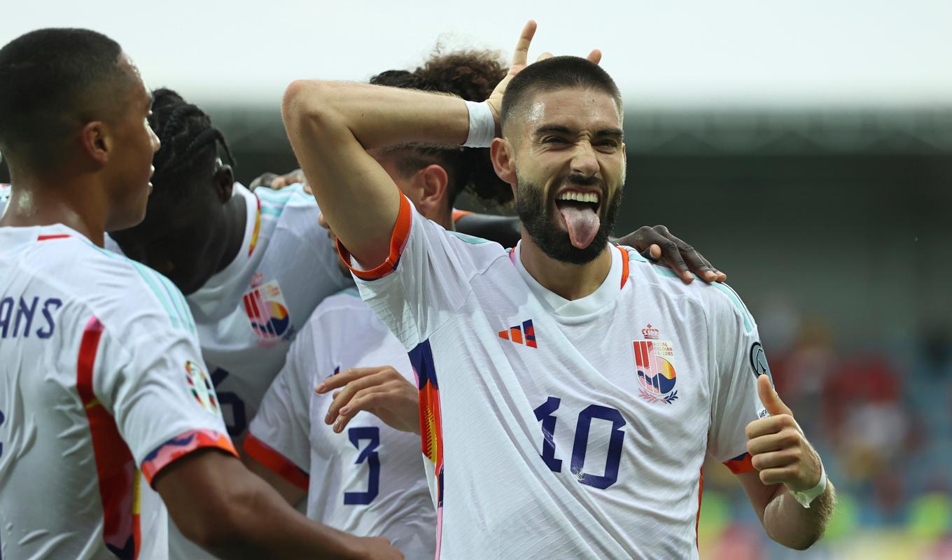 Belgiens Yannick Carrasco firar matchens enda mål. Foto: Aziz Karimov/AP/TT