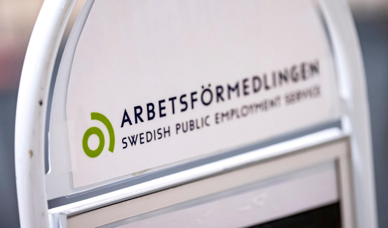 Fler söker sig till Arbetsförmedlingen. Foto: Johan Nilsson/TT