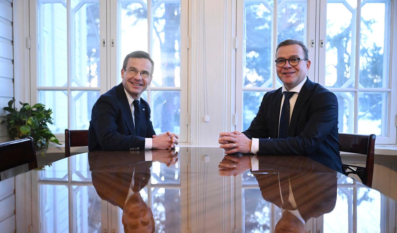 Statsminister Ulf Kristersson (M) och Finlands statsminister Petteri Orpo. Foto: Antti Aimo-Koivisto/AP/TT