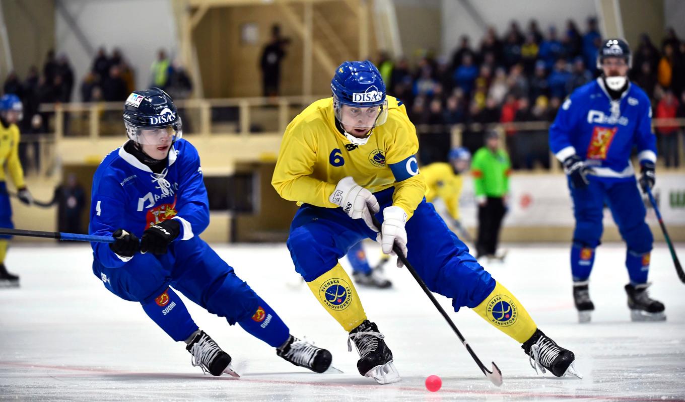 Senast det begav sig för ett Bandy-VM var i våras i Åby utanför Växjö, Småland, då Sverige knep guldet. 2024 finns det inget guld att spela om. Foto: Caisa Rasmussen/TT