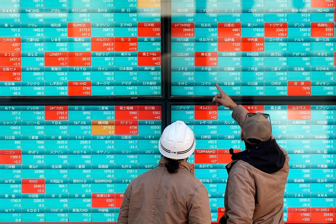 Tokyobörsen inleder veckans sista handelsdag uppåt. Foto: Eugene Hoshiko/AP/TT