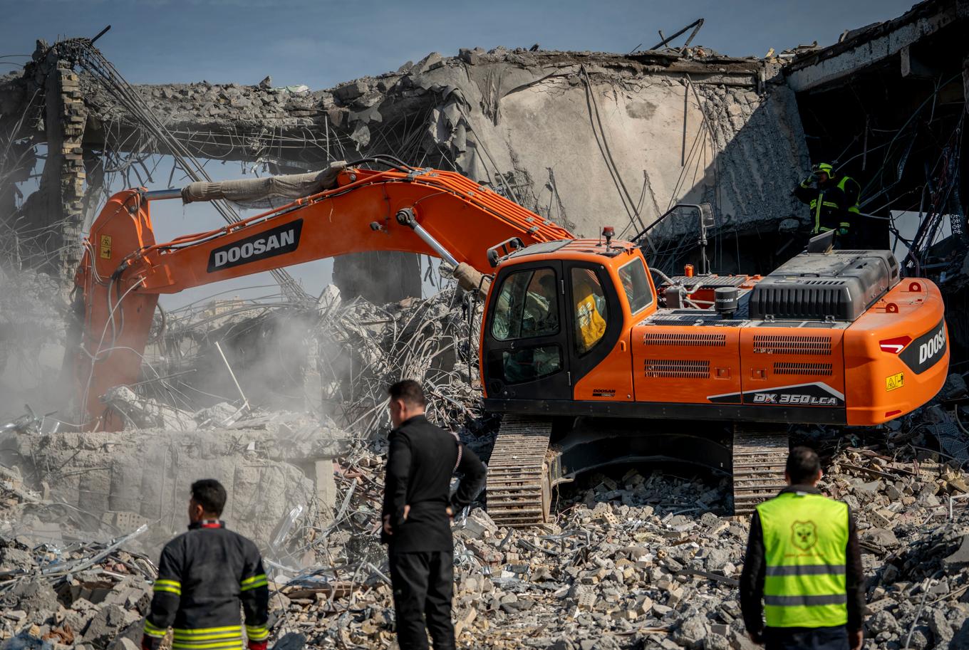 Enligt det lokala kurdiska styret dödades minst fyra civila i tisdagens robotattack i Erbil. Foto: Julia Zimmermann/AP/TT