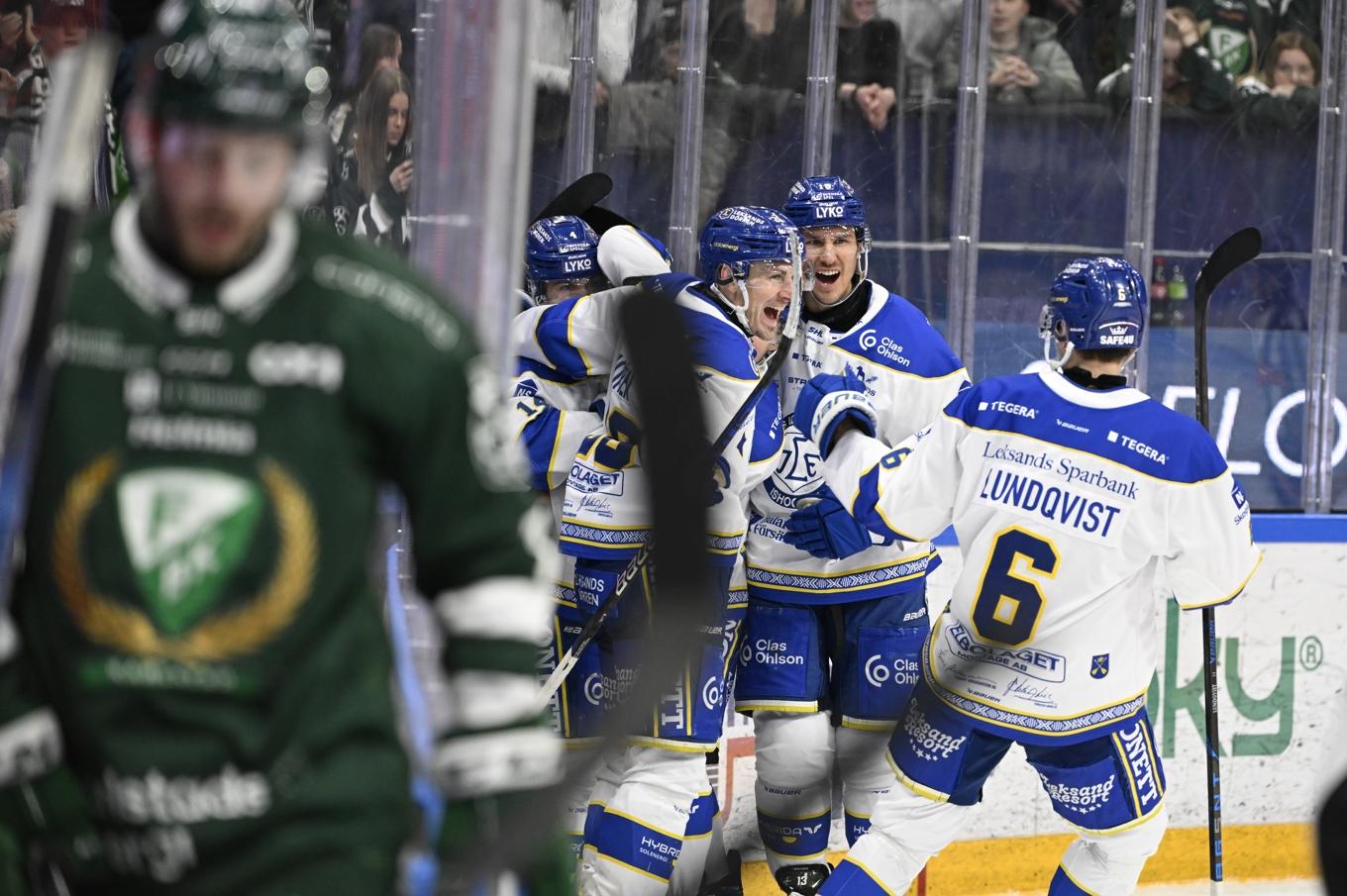 Formstarka Leksand vann toppmötet mot Färjestad med klara 4–0. Foto: Tommy Pedersen/TT