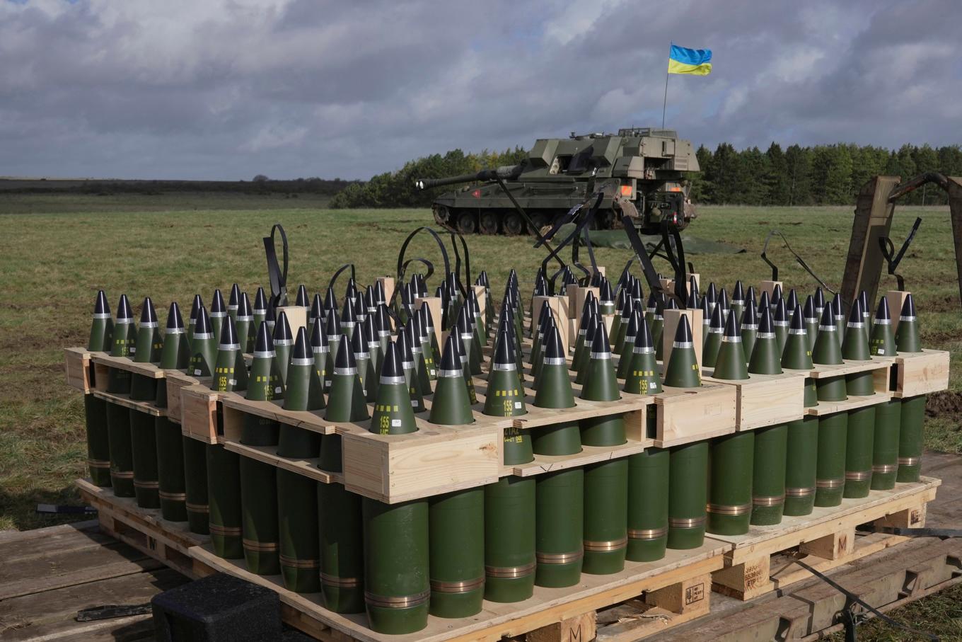 EU-länder ökar takten i produktionen av ammunition för att hjälpa Ukraina avvärja Rysslands anfallskrig. Arkivbild. Foto: Kin Cheung/AP/TT