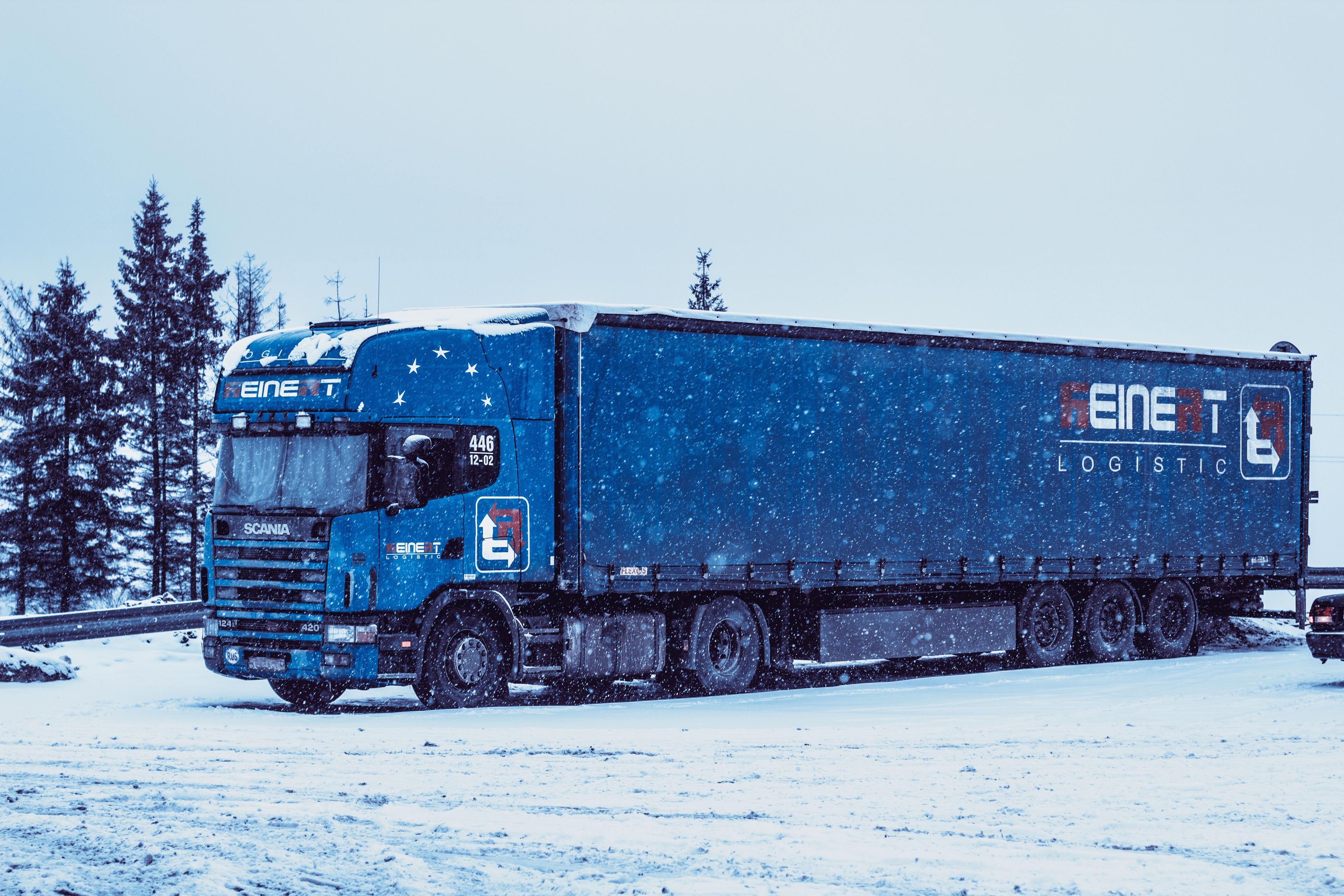 Transportstyrelsen meddelar att man kommer att granska utbildare inom som bedriver fortbildning inom yrkesförarkompetens. Foto: Khusen Rustamov