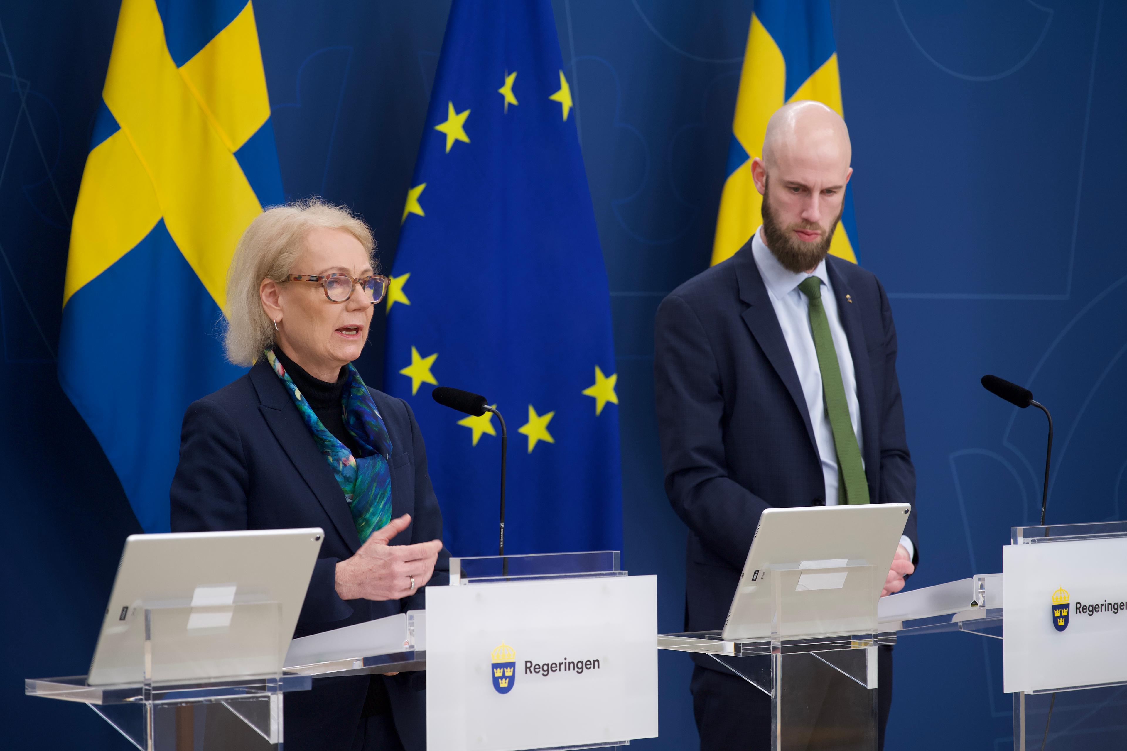 Charlotte Petri Gornitzka, generaldirektör MSB och Carl-Oskar Bohlin, civilförsvarsminister. Foto: Roger Sahlström