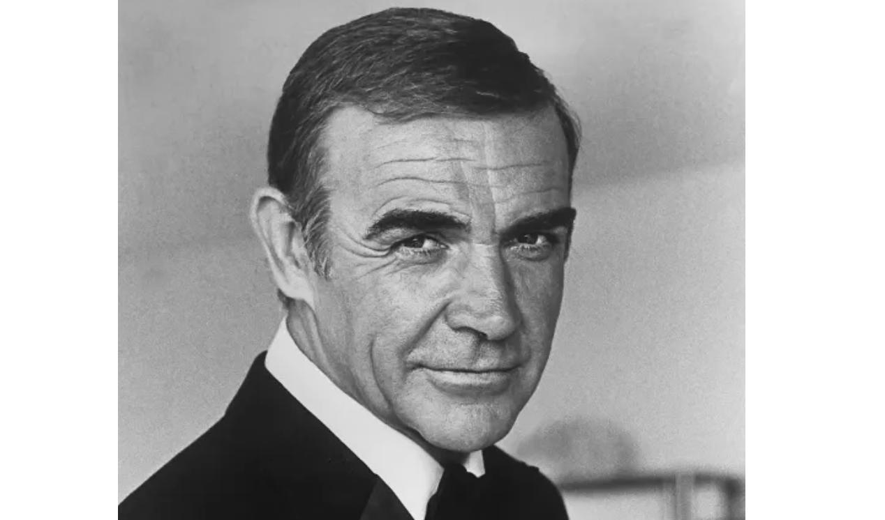 I år fyller den  klassiska Bondfilmen Goldfinger 60 år. Detta riktiga skottår hyllar vi även Edinburgh-sonen Sean Connery, alla tiders bästa Bond. Foto: AFP via Getty Images