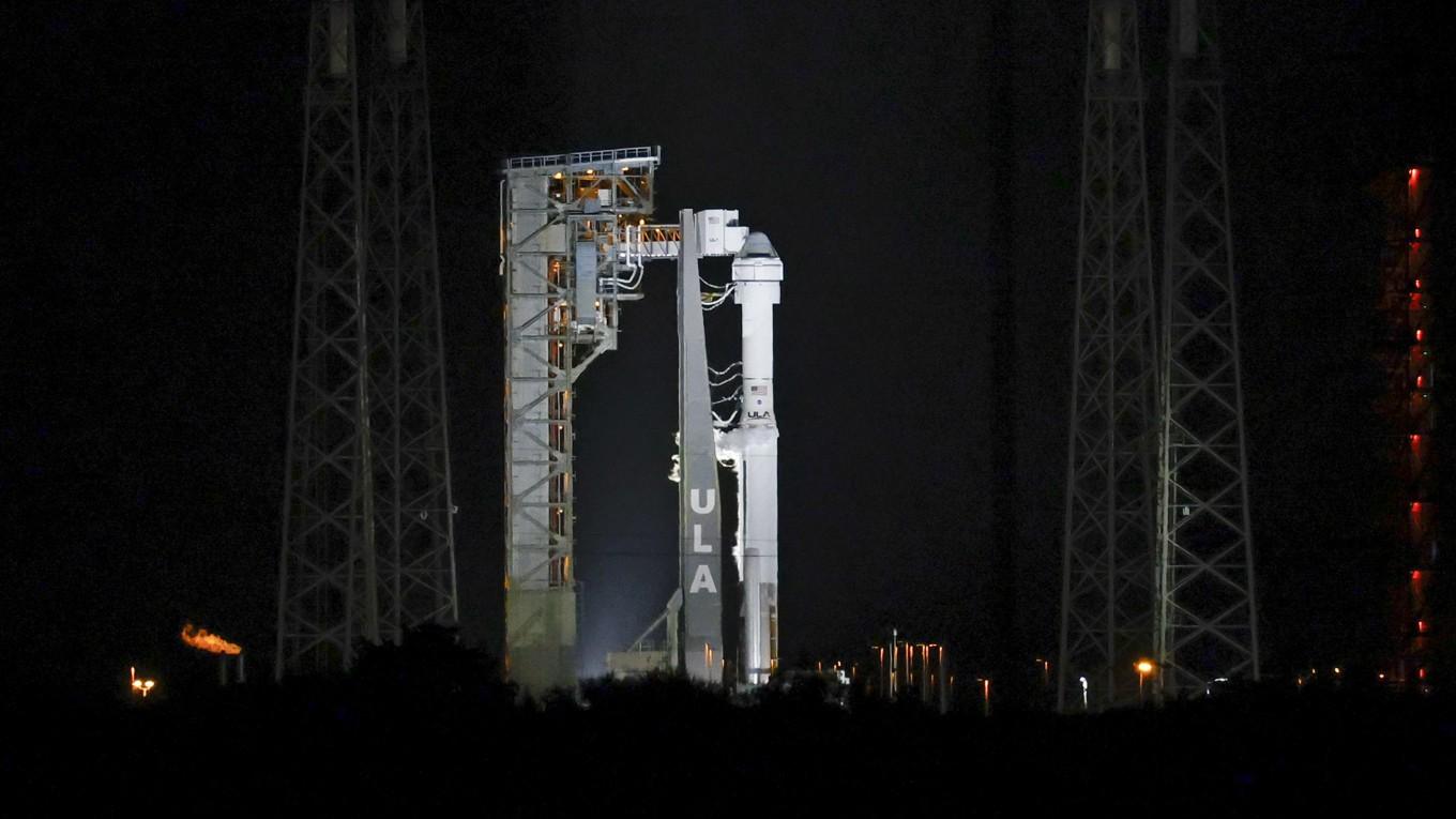 Boeings Starliner vid Cape Canaveral Space Force Station i Florida natten mot tisdags svensk tid. Foto: Terry Renna/AP/TT