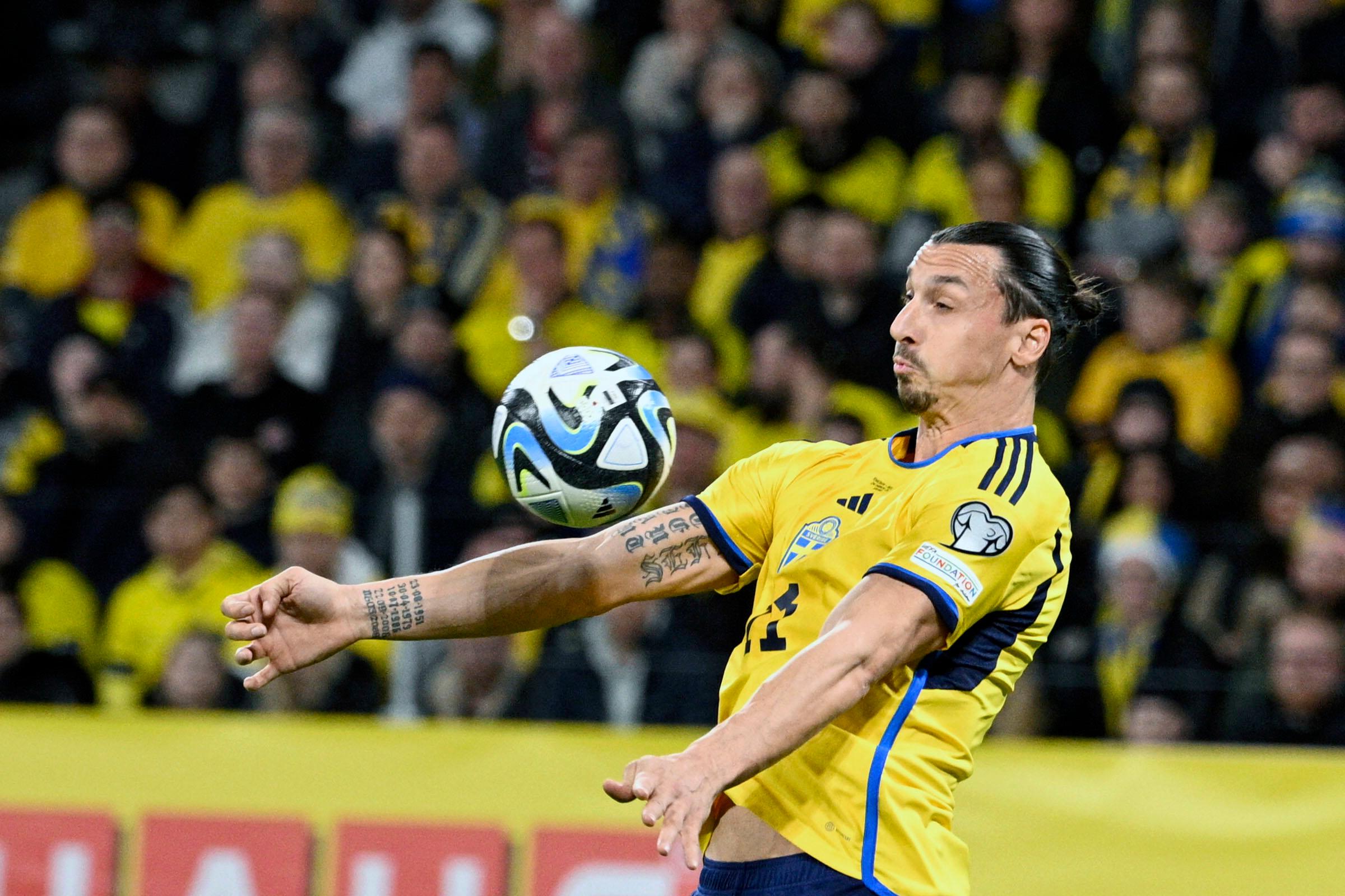 Zlatan Ibrahimovic återvänder till Friends arena. Där hyllas han i samband med landskampen mot Serbien för sin långa landslagsgärning. Arkivbild. Foto: Anders Wiklund/TT