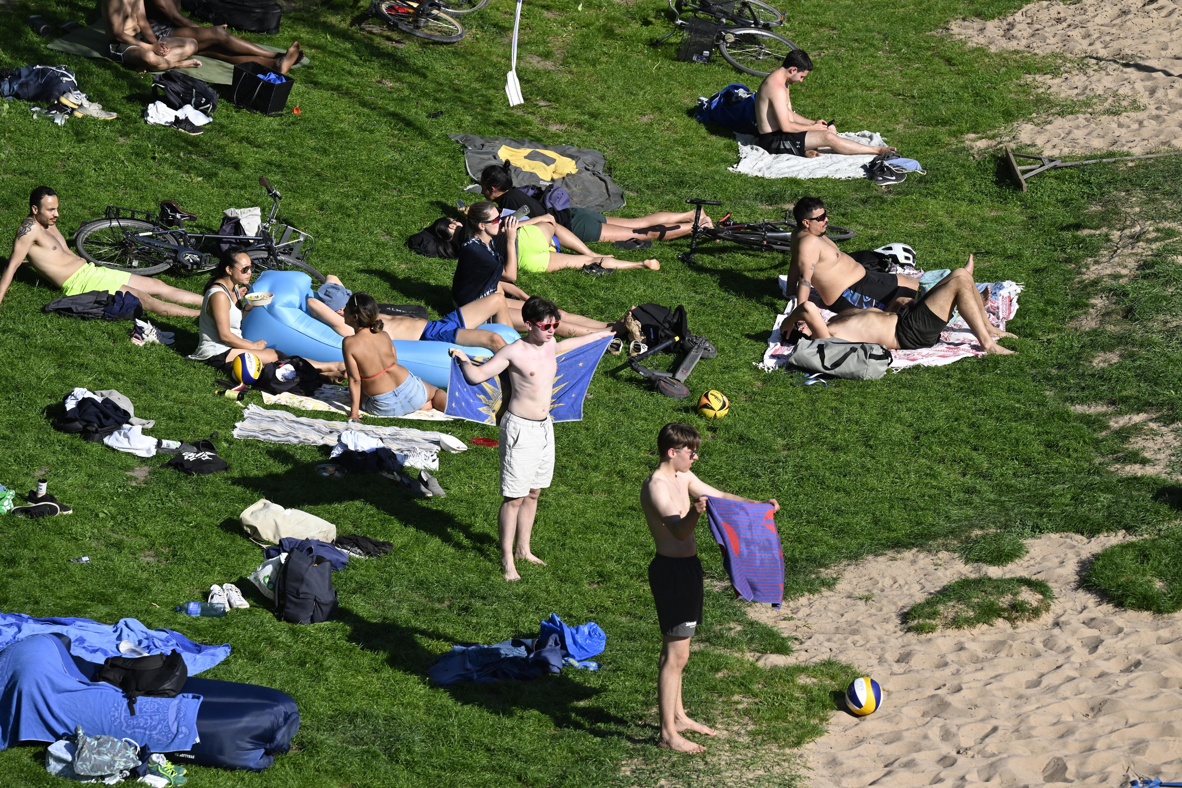 Varmt i maj, men hur blir det med sommarens temperatur? Arkivbild. Foto: Fredrik Sandberg/TT