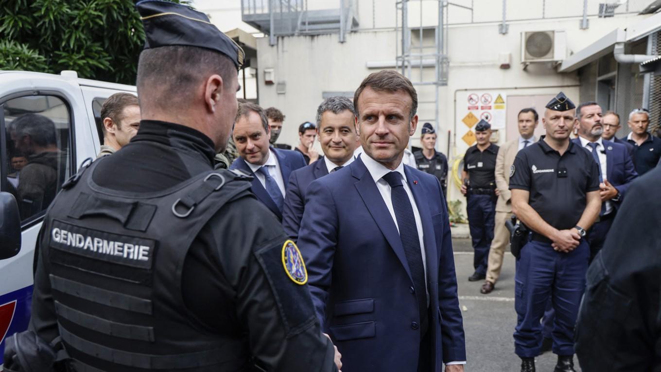 Frankrikes president Emmanuel Macron besöker Nya Kaledonien, den 23 maj. Foto: Ludovic Marin/POOL/AFP via Getty Images