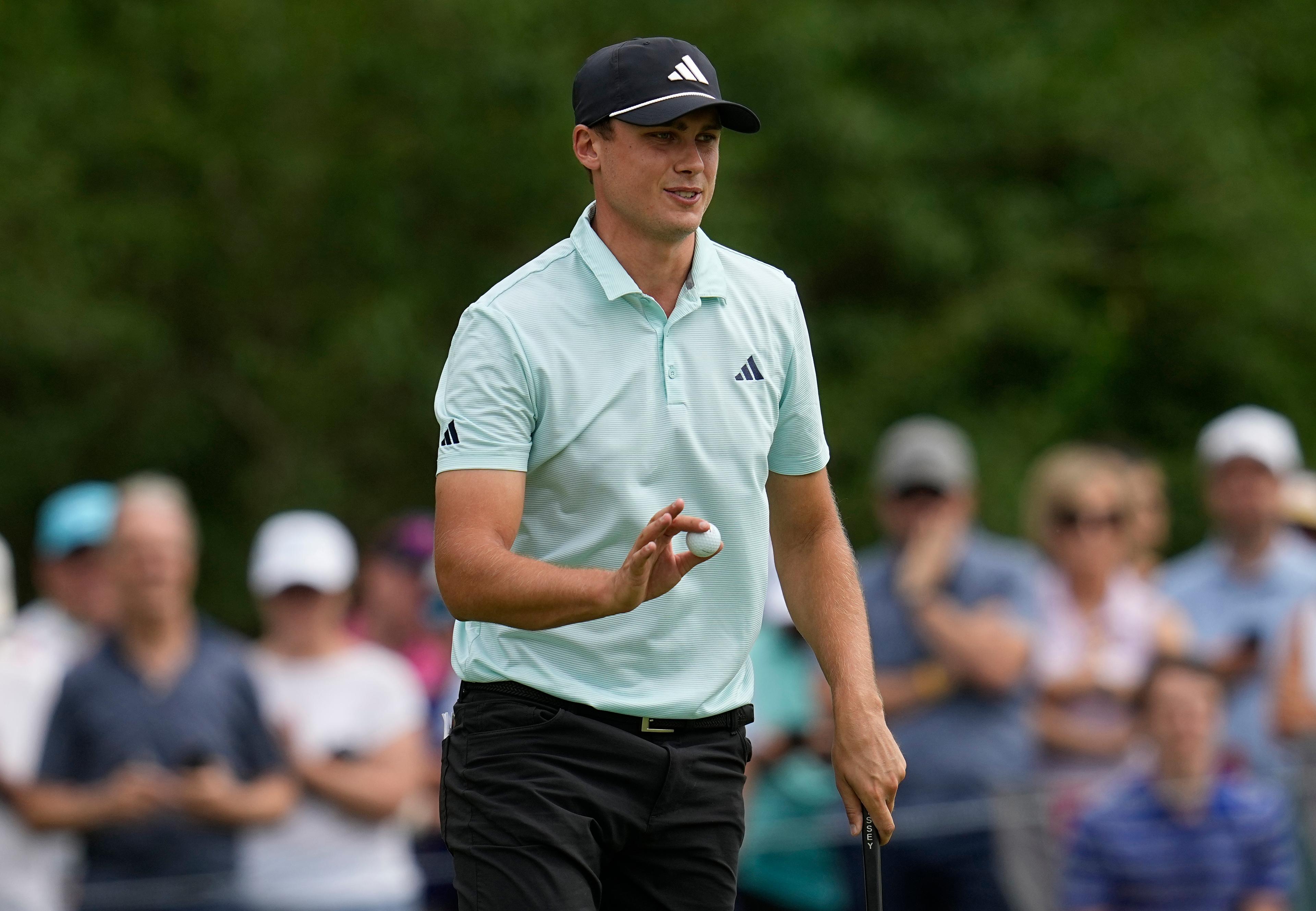 Ludvig Åberg gick första ronden på fyra slag under par i Ohio. Foto: Sue Ogrocki/AP/TT