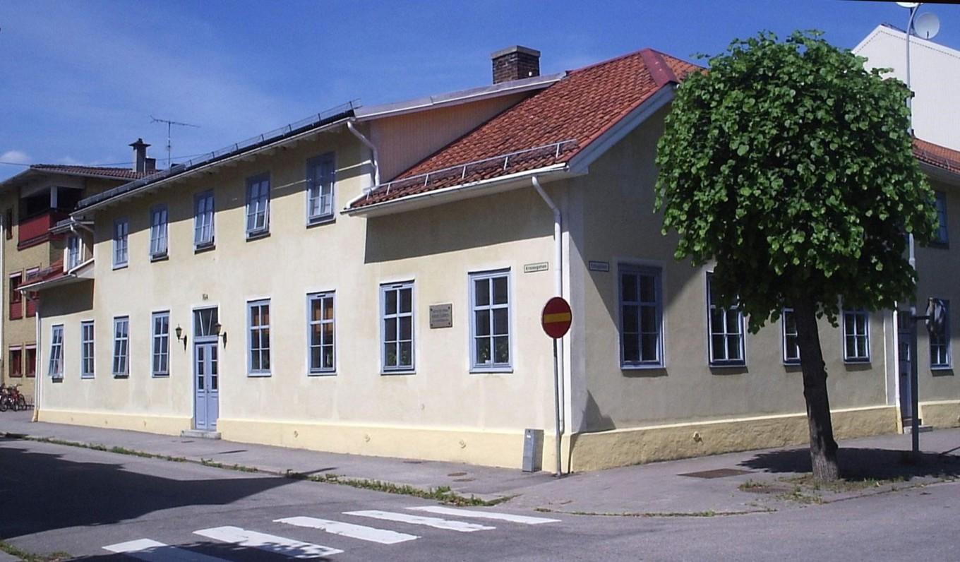Birger Sjöbergs barndoms­hem i Vänersborg, staden som inspirerade honom när han skrev ”Kvartetten som sprängdes”. Foto: Public Domain