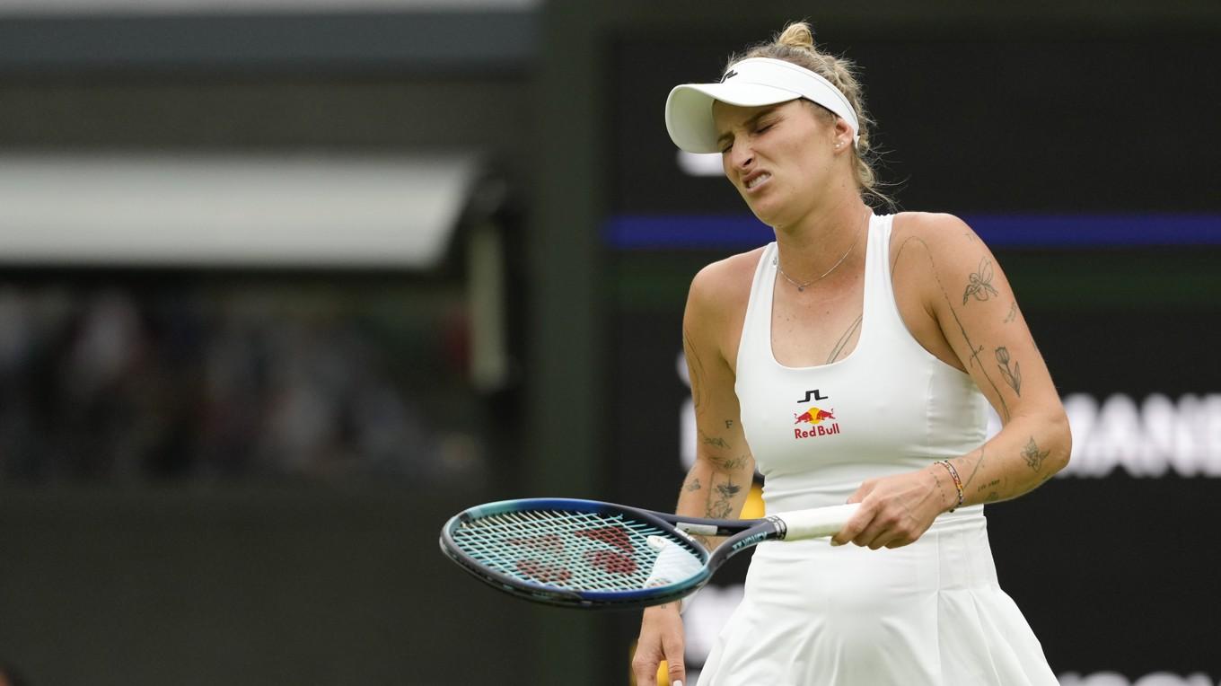 Marketa Vondrousova är utslagen ur Wimbledon efter en omgång. Foto: Kirsty Wigglesworth/AP/TT