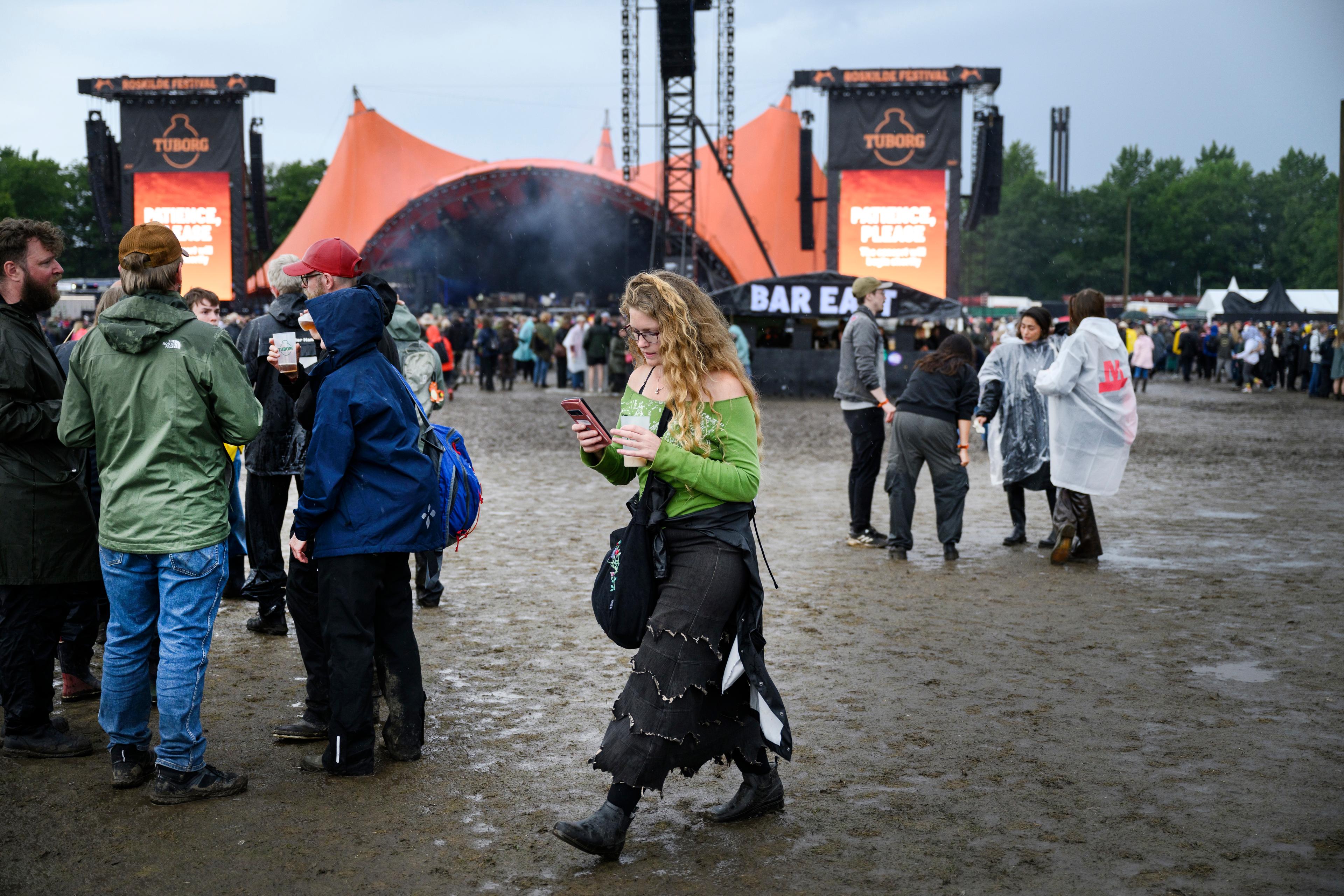 Roskildefestivalen 2024 avslutades utan större dramatik. Trots regn och starka vindar blev aldrig stormen så kraftig som befarat. Foto: Torben Christensen/Scanpix