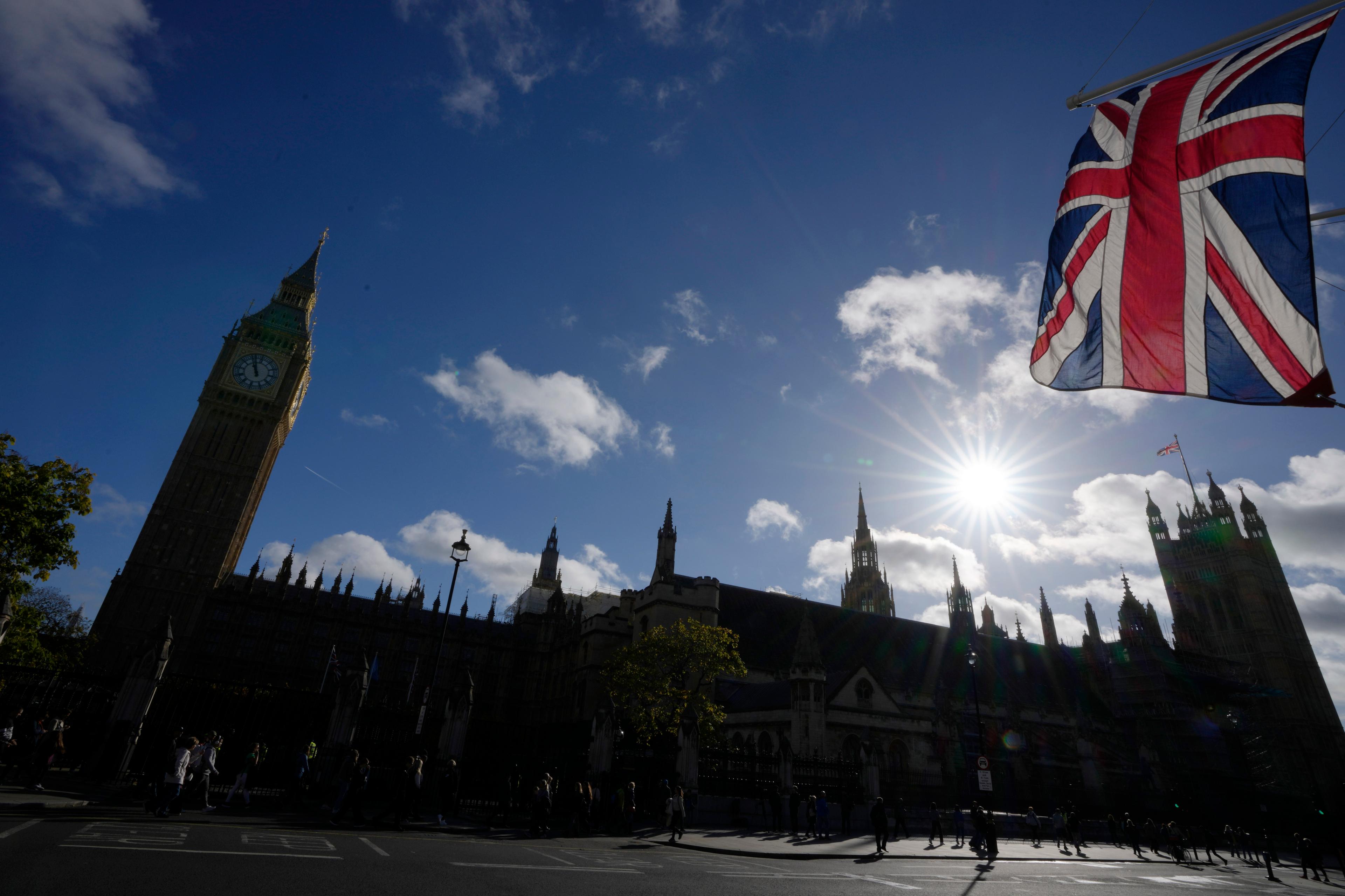 Storbritanniens ekonomi växte 0,4 procent i maj. Arkivbild. Foto: Kirsty Wigglesworth/AP/TT