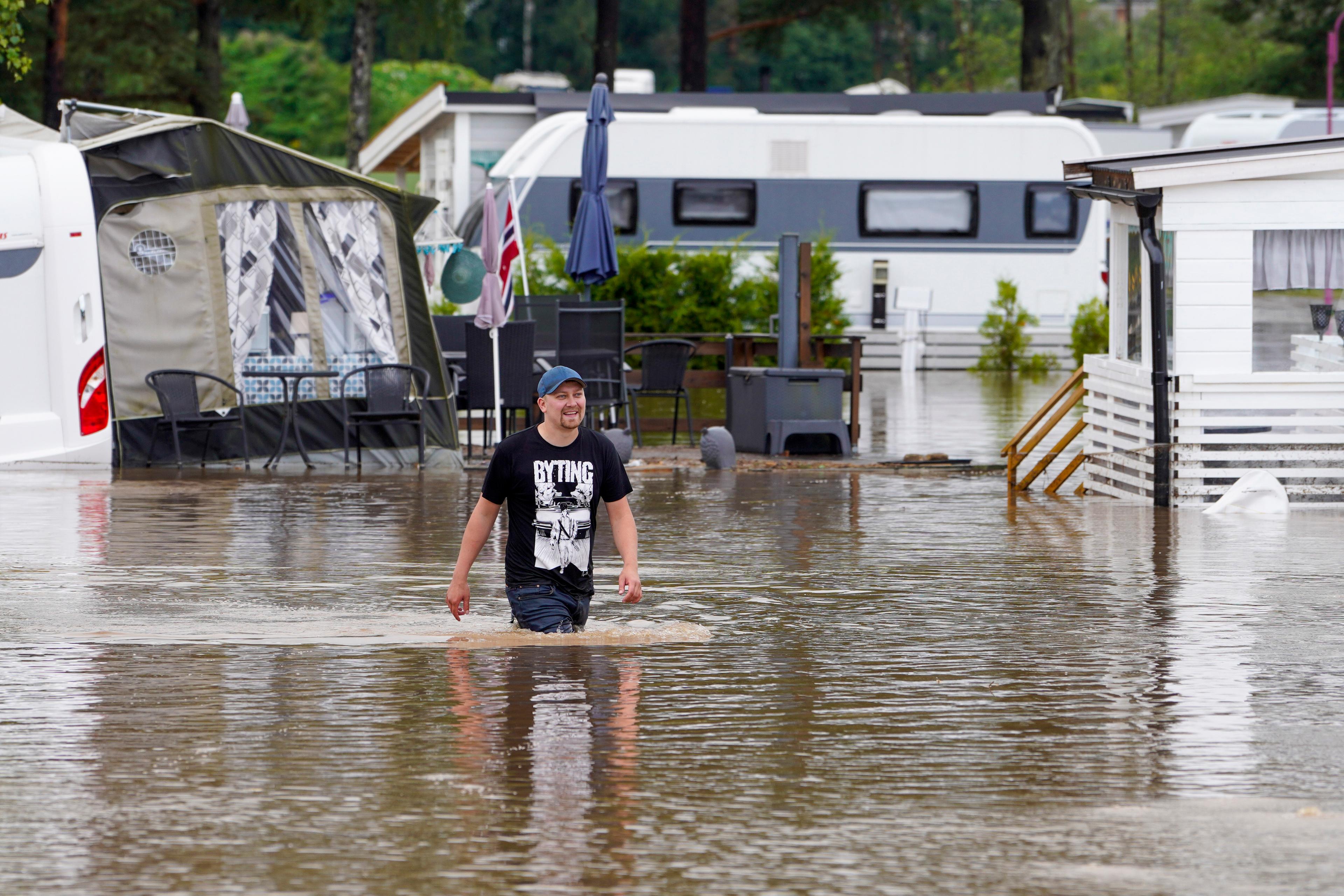 En campingplats i Telemark under vatten efter översvämningar. Foto: Ole Berg-Rusten/NTB/TT