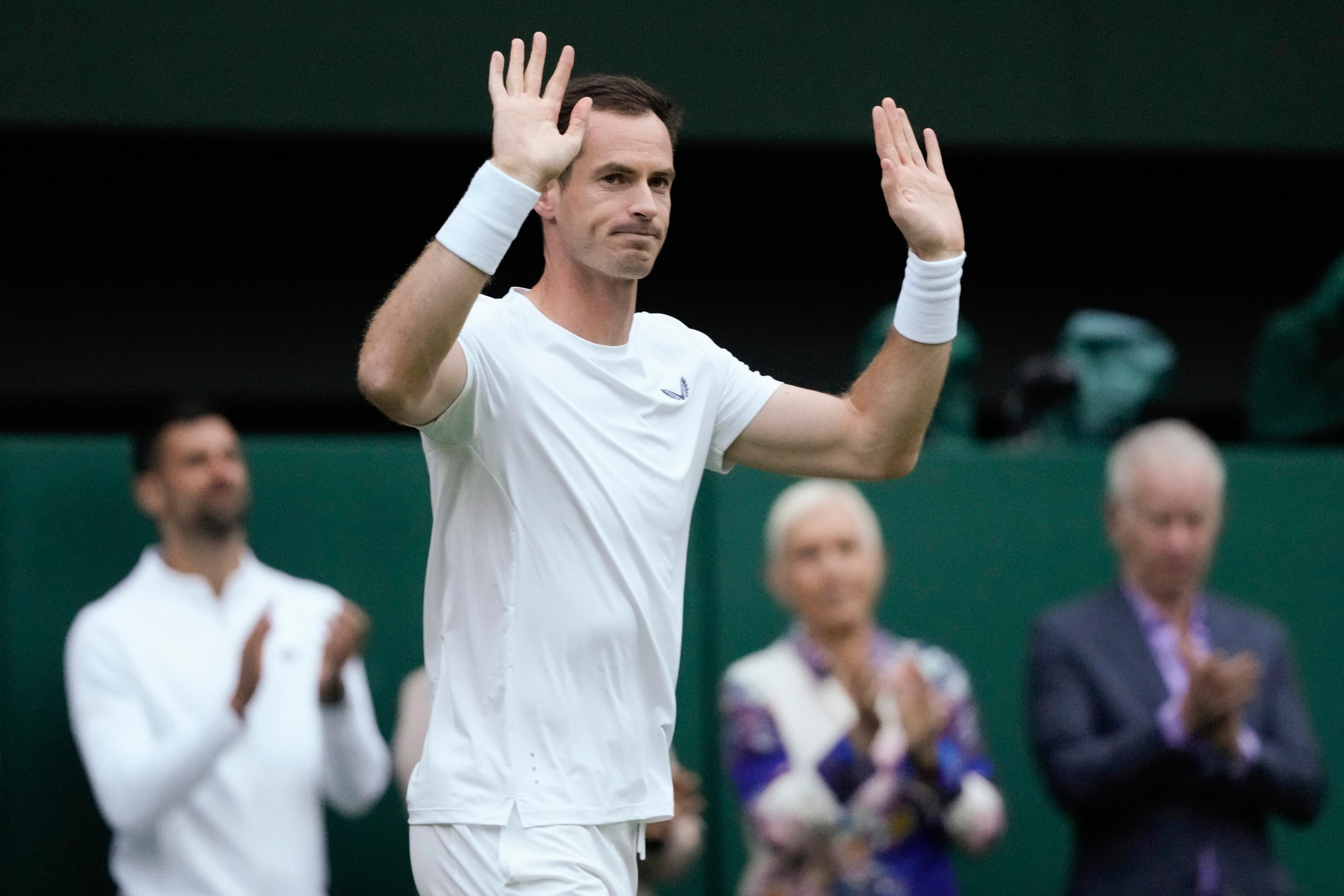 För några veckor sedan tackade Andy Murray för sig i Wimbledon. Foto: Kirsty Wigglesworth/AP/TT