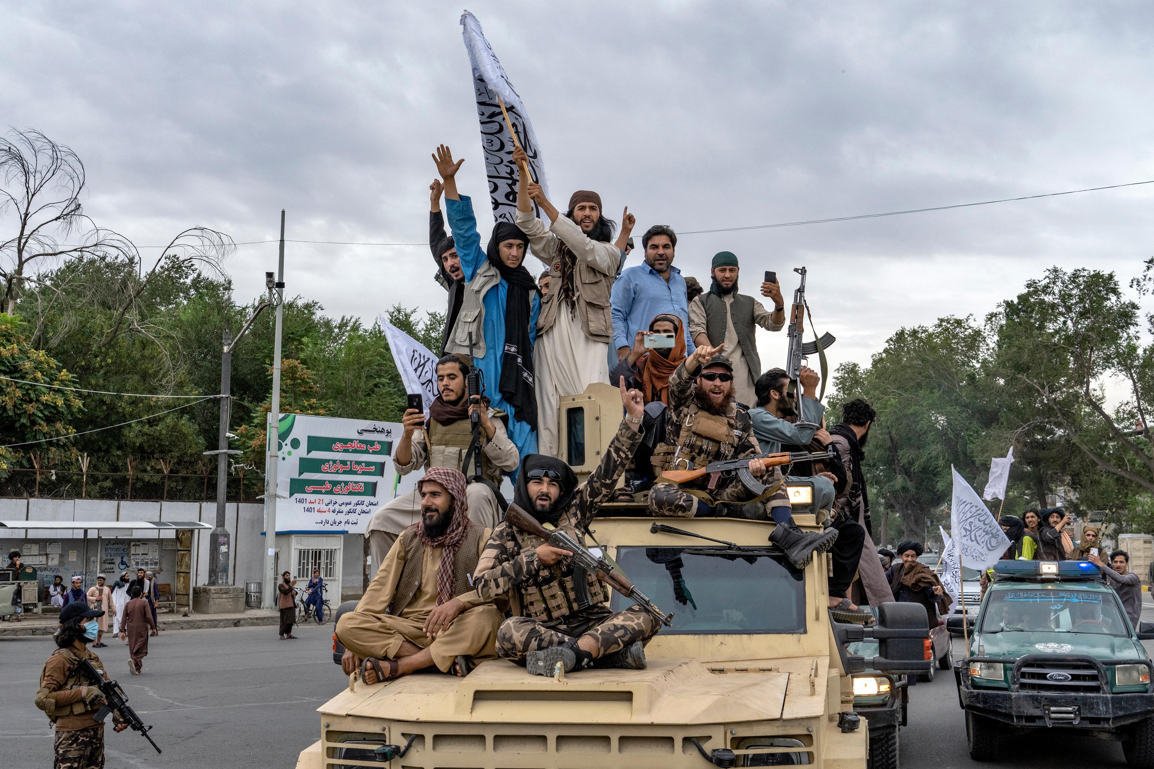 Talibaner i Kabul. Arkivbild. Foto: Ebrahim Noroozi/AP/TT