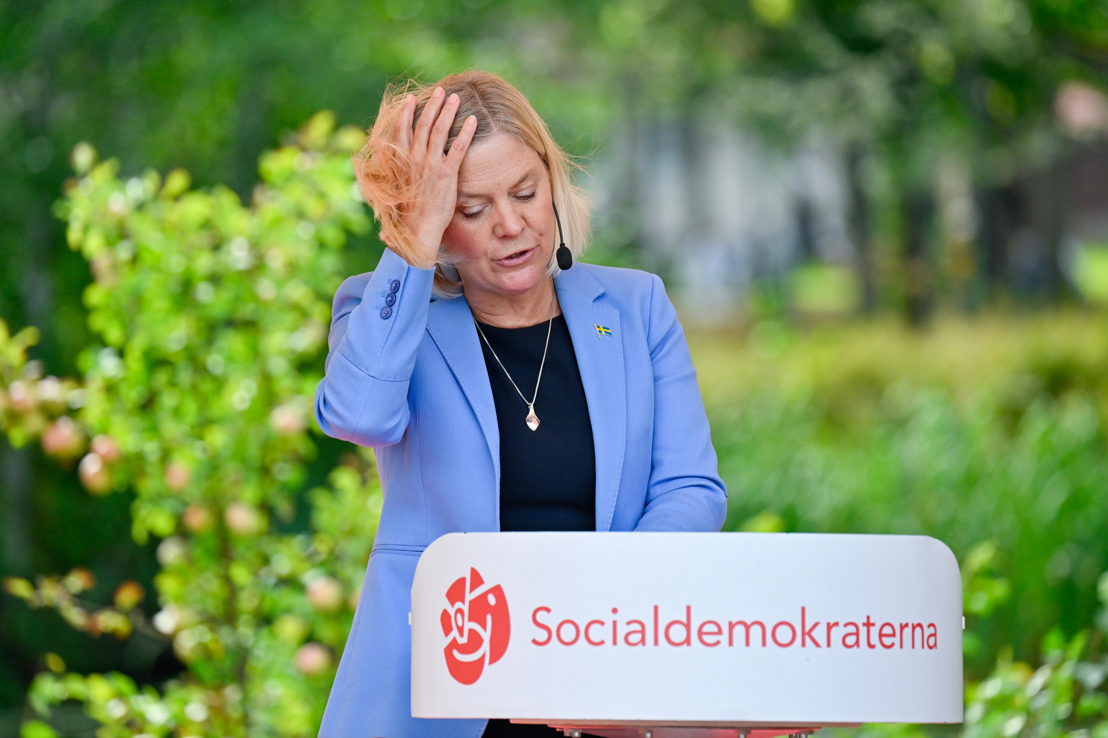 Socialdemokraternas partiledare Magdalena Andersson sommartalar vid Högbo bruk i Sandviken på söndagen. Foto: Ulf Palm/TT