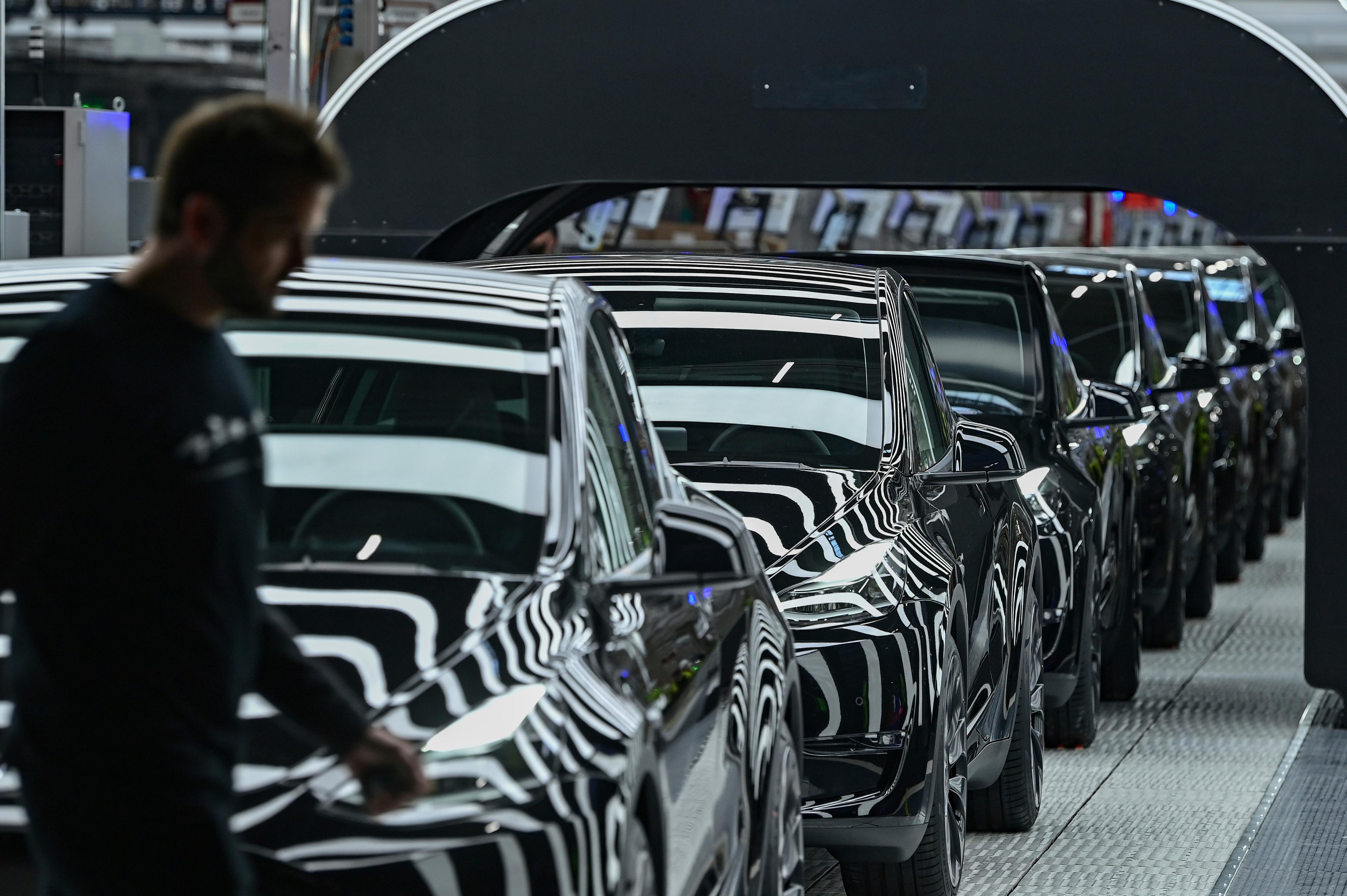 Teslas Model Y toppar försäljningslistan bland nyregistreringarna i Norge. Arkivbild. Foto: Patrick Pleul AP/TT