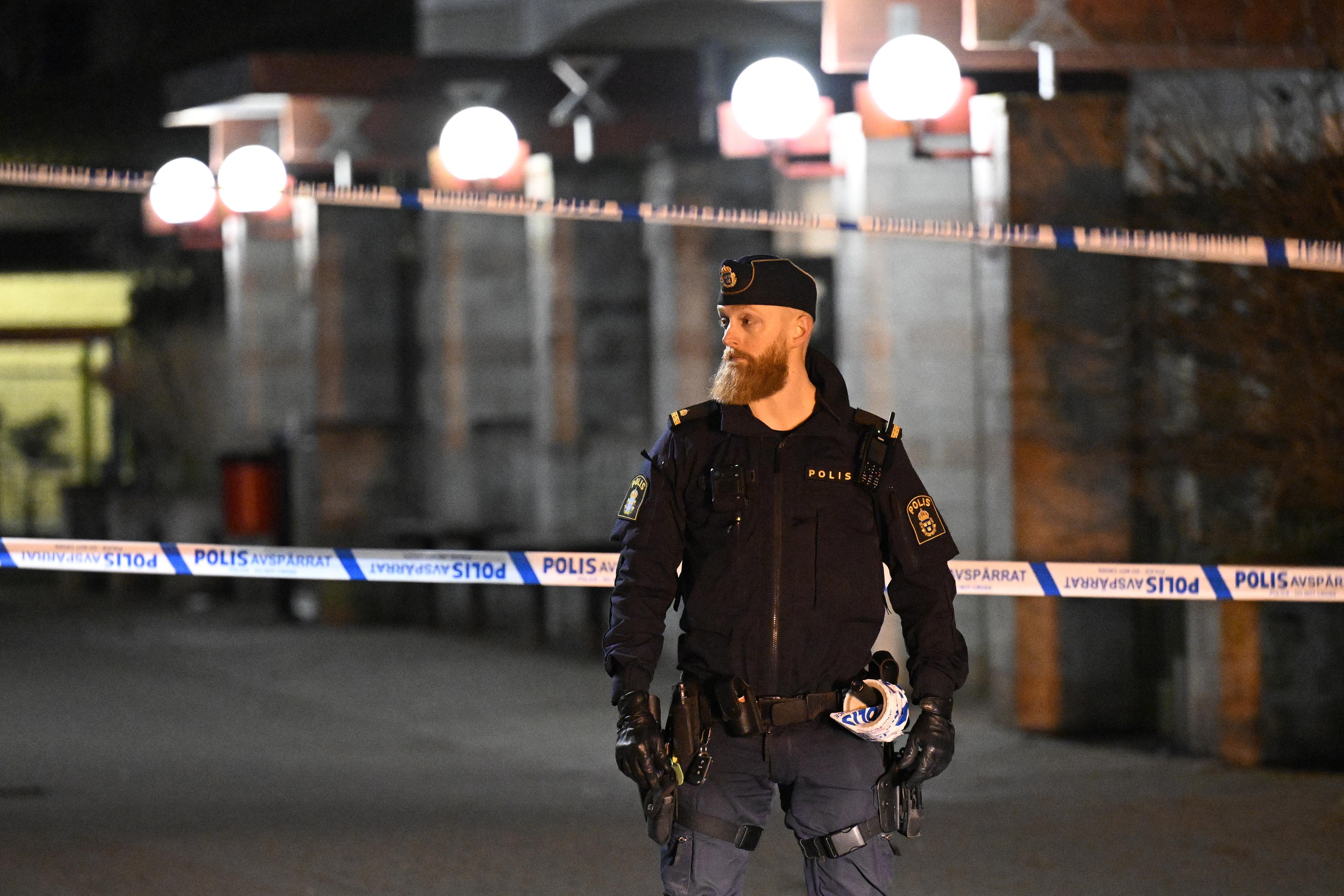 En 23-årig man beväpnad med pistol sköt in i tre bostäder i Malmö i december i fjol. En person skadades. Arkivbild Foto: Johan Nilsson/TT