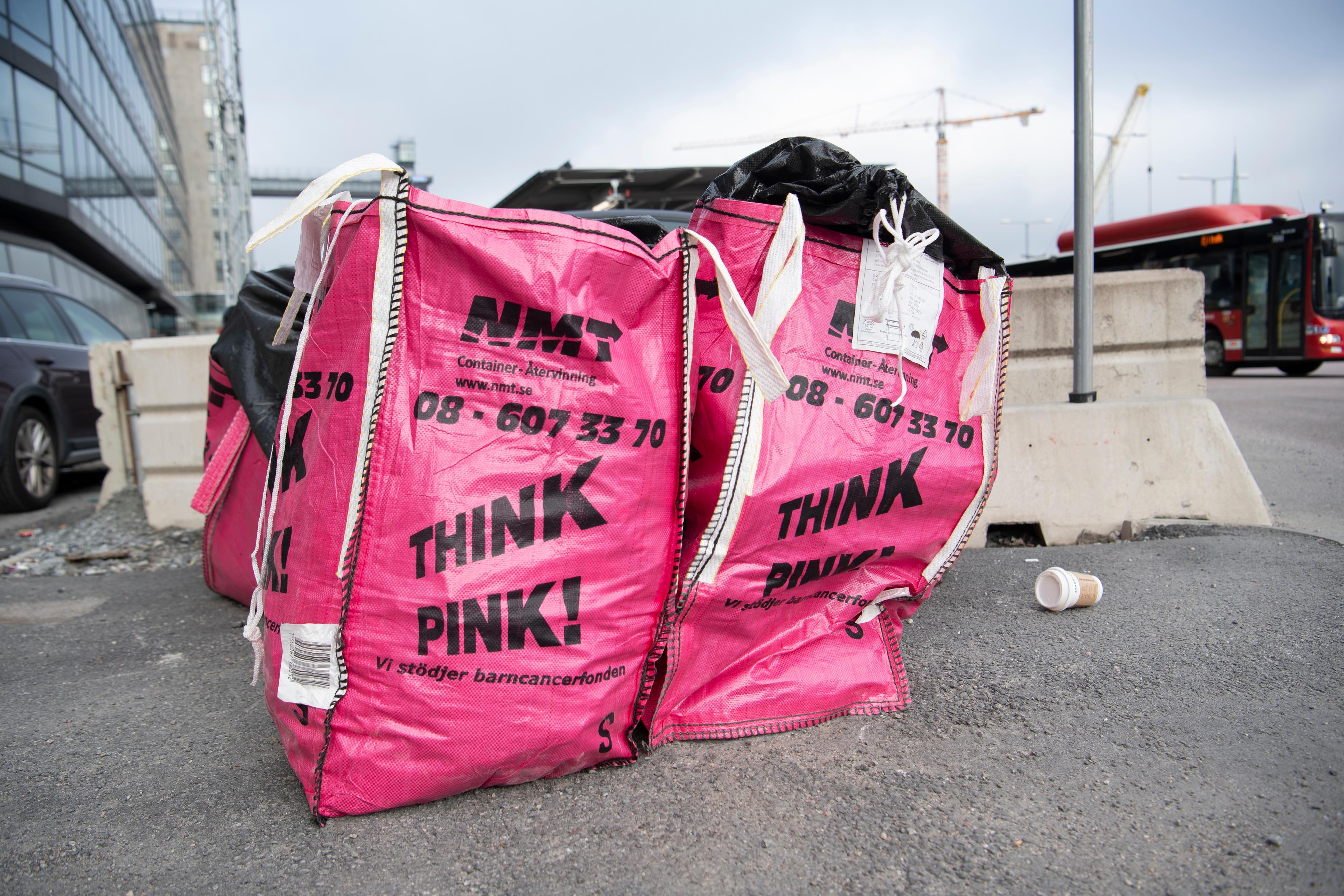 Flera drabbade kommuner kräver nu skärpts lagstiftning av avfallsbrott efter Think Pink-härvan. Arkivbild. Foto: Fredrik Sandberg/TT