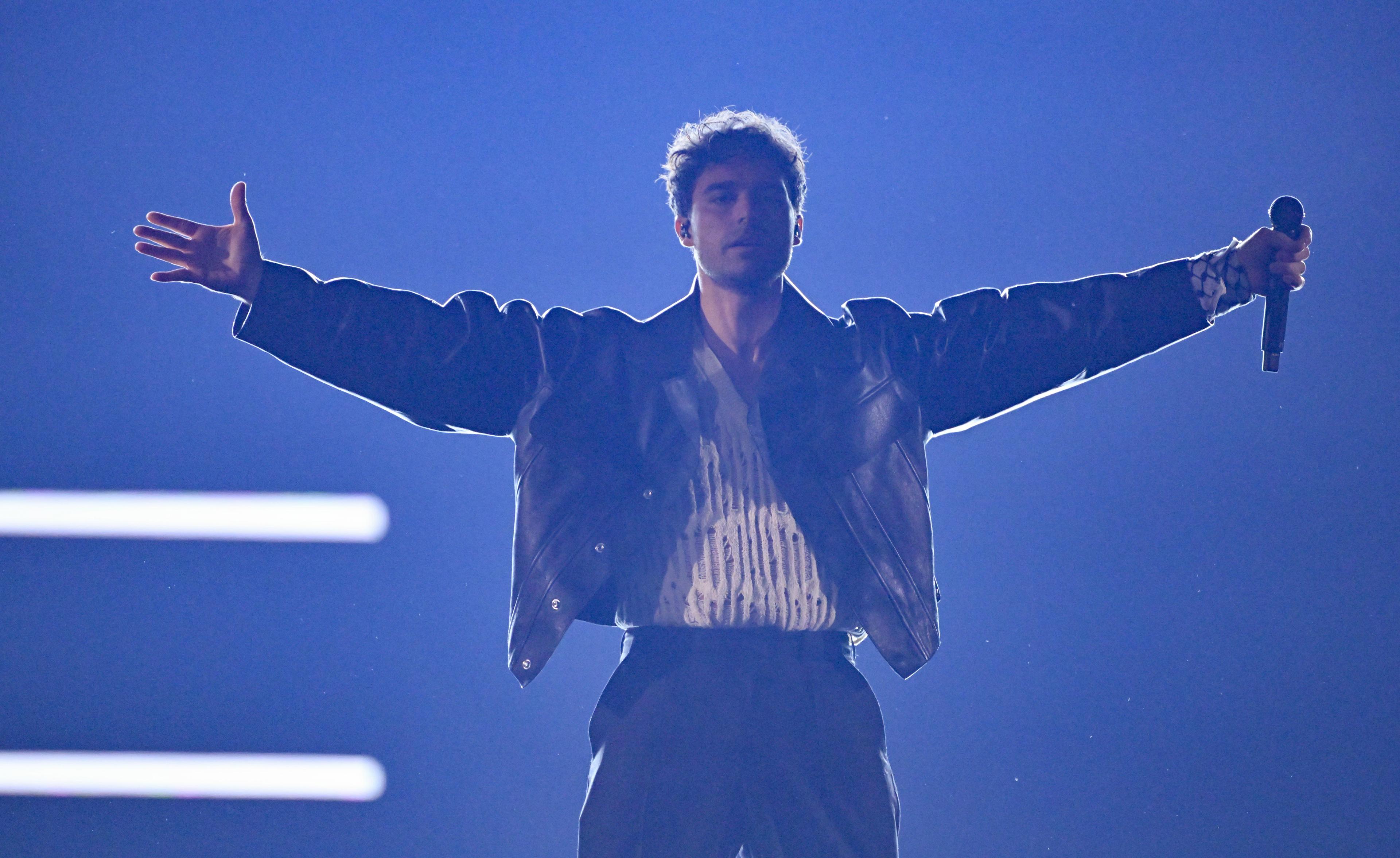 Eric Saade uppträder med sin låt "Popular" som öppningsakt under den första semifinalen i den 68:e upplagan av Eurovision Song Contest (ESC) på Malmö Arena. Arkivbild Foto: Jessica Gow/TT