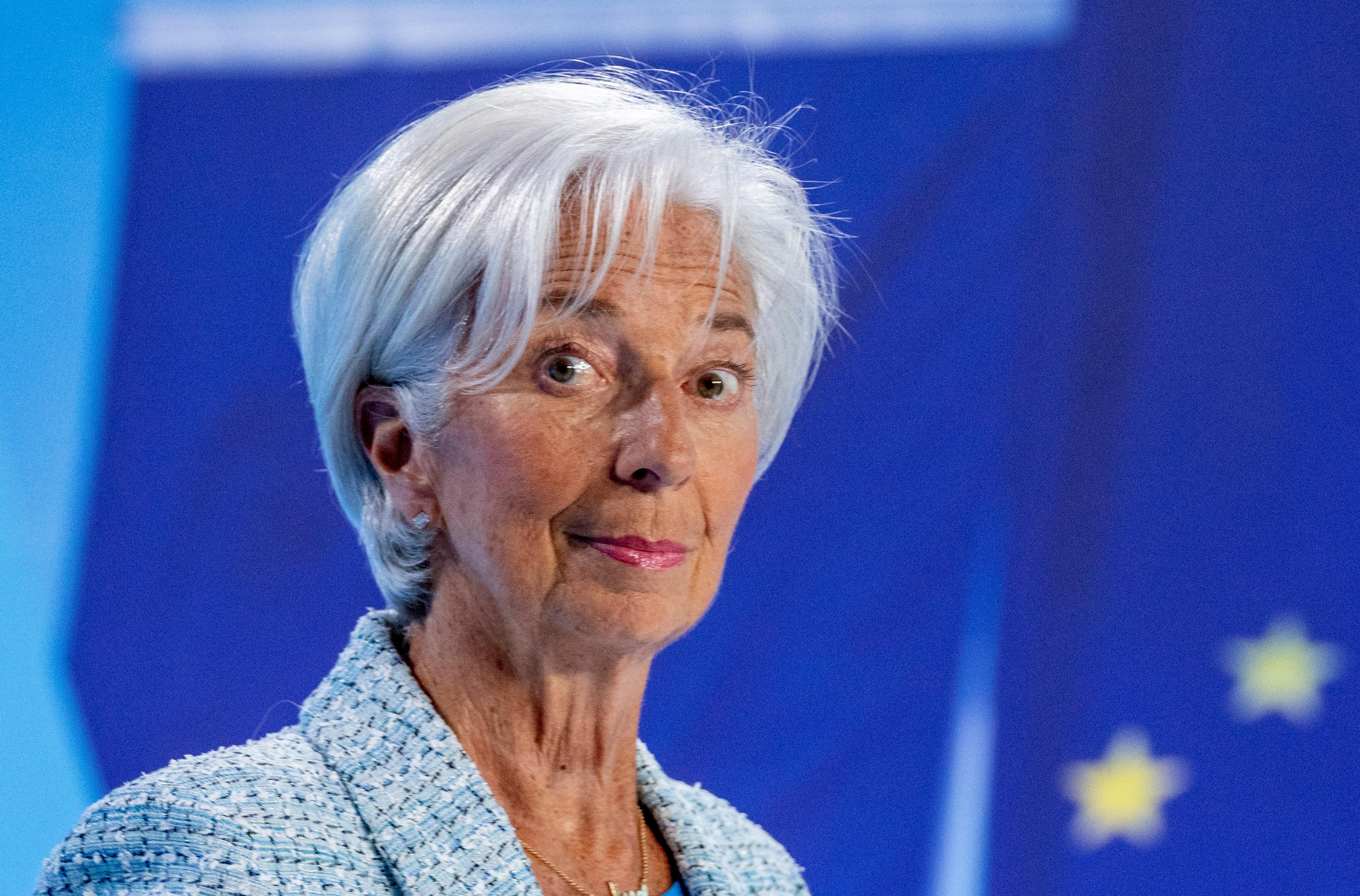 ECB-chefen Christine Lagarde väntas på torsdag sänka styrräntorna. Arkivbild Foto: Michael Probst AP/TT