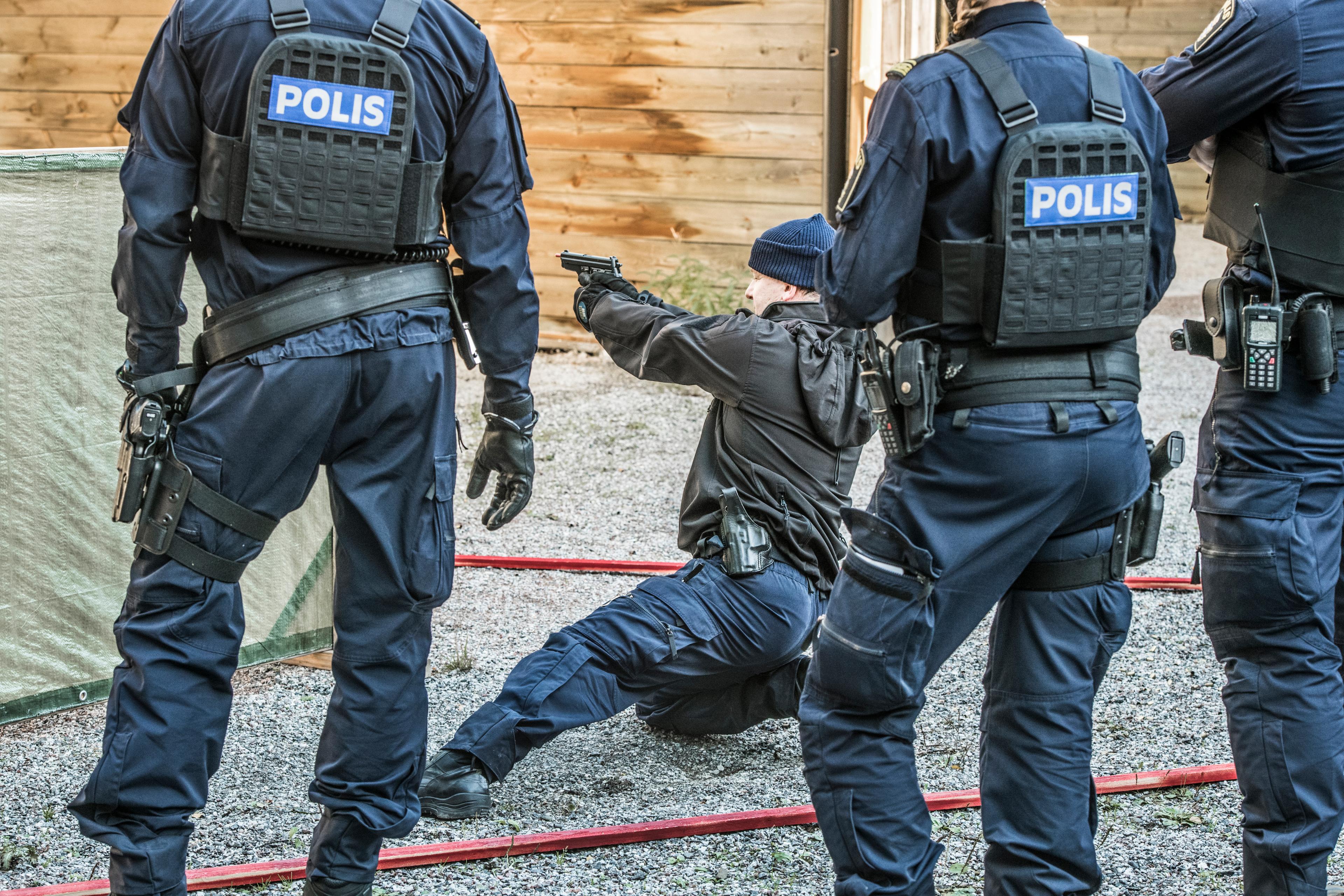 Positivt men inte tillräckligt, anser Polisförbundet om regeringens föreslagna satsningar för att göra polisutbildningen mer attraktiv. Arkivbild. Foto: Lars Pehrson/SvD/TT