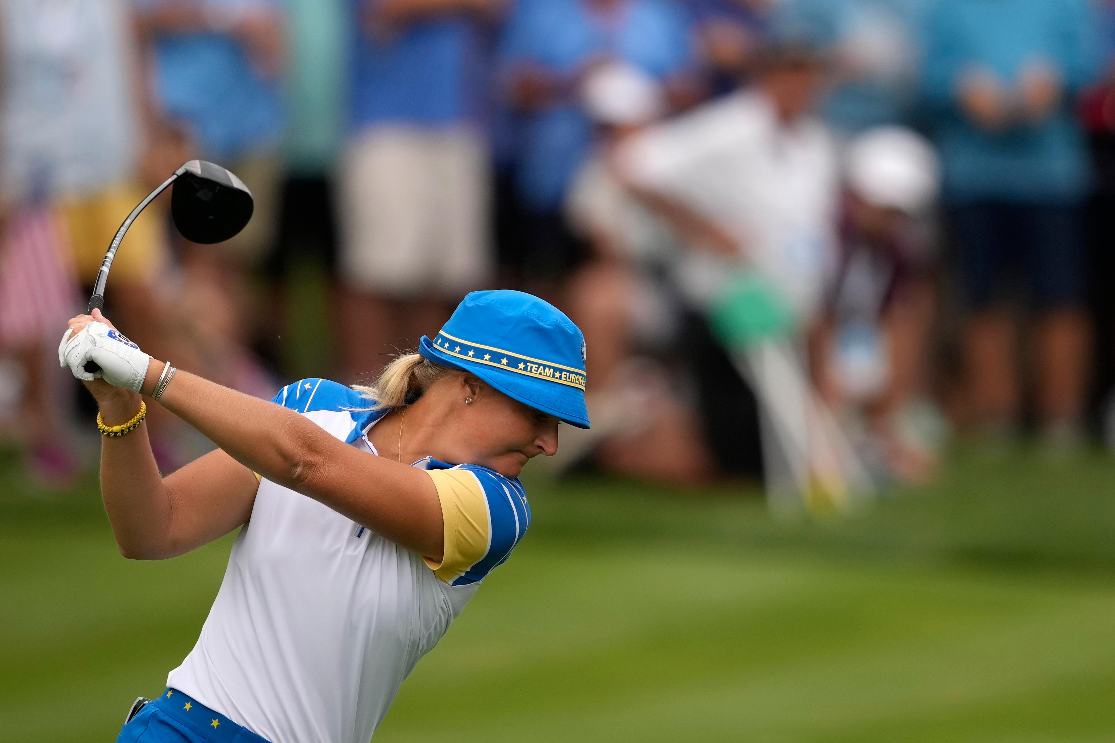 Anna Nordqvist spelade strålande golf under Solheim Cups första dag. Ändå är uppförsbacken brant för lag Europa. Foto: Matt York/AP/TT