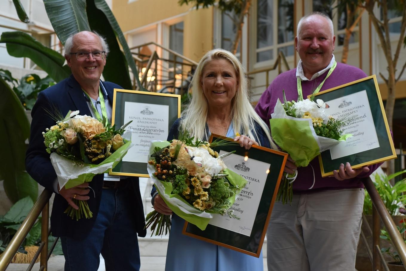 Tomas Lagerström, Miriam Dovrén och Johnny Schimmel har på olika sätt utmärkt sig i sitt arbete med växter. Foto: Torbjörn Öst