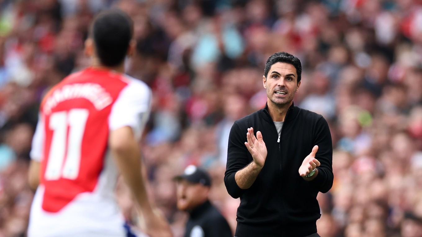 Spanske Mikel Arteta förlänger med Arsenal. Han har signerat ett avtal som sträcker sig tre år framåt i tiden, till Arsenalfansen stora glädje. Foto: Ryan Pierse/Getty Images