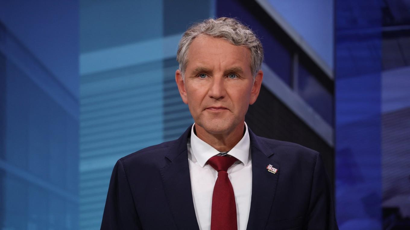 Björn Höcke, toppkandidaten för högernationalistiska partiet Alternativ för Tyskland (AfD) deltar i en tv-debatt i Erfurt i östra Tyskland den 1 september 2024. Foto: Ronny Hartmann/AFP via Getty Images