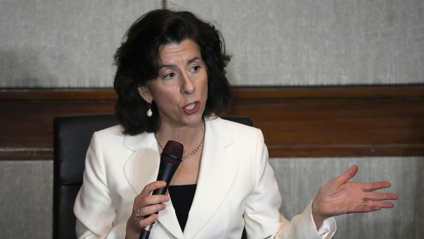 USA:s handelsminister Gina Raimondo. Arkivbild Foto: Aaron Favila AP/TT