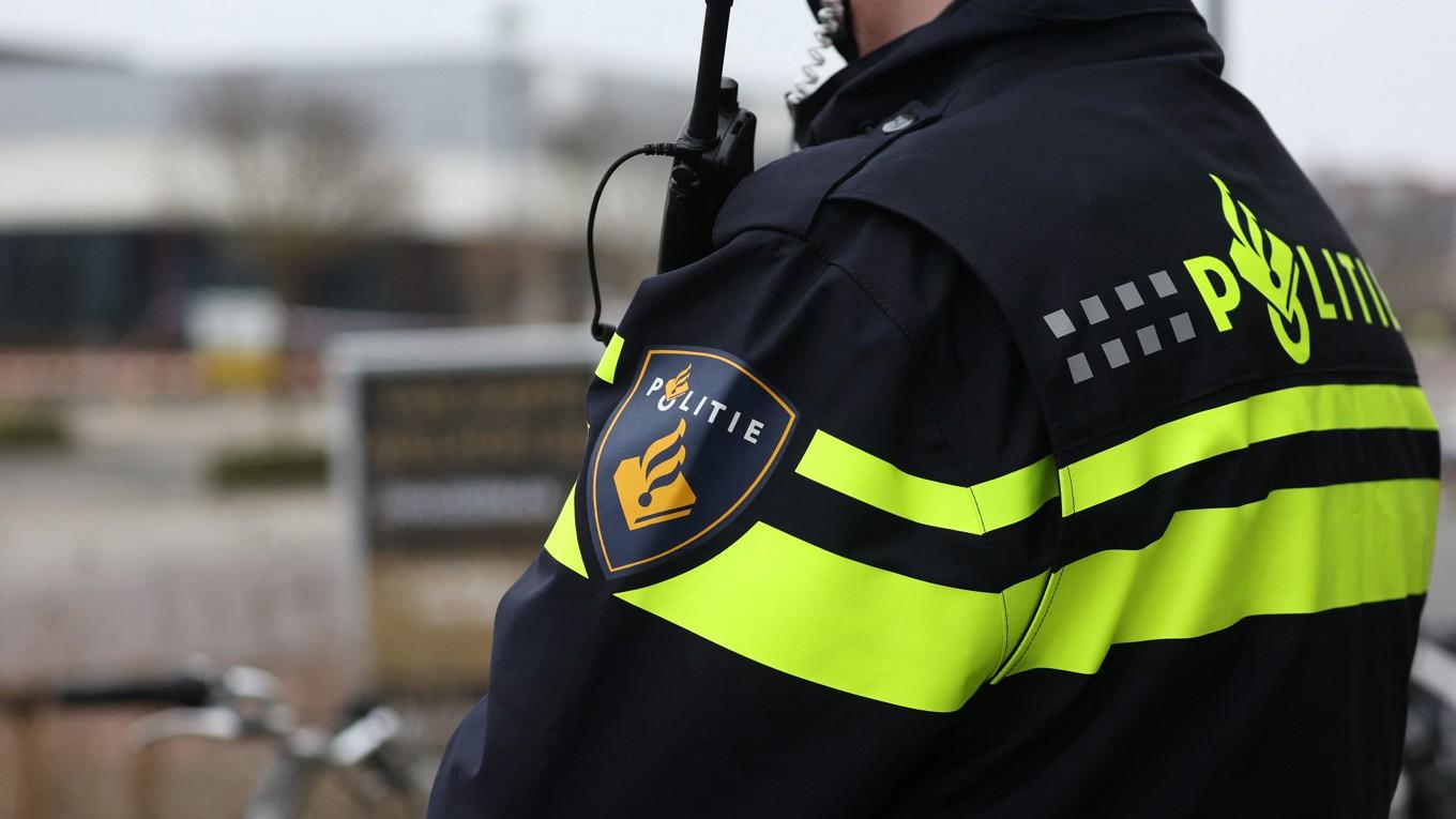 En 22-årig man har gripits misstänkt för att ha dödat en person och skadat en i en knivattack i staden Rotterdam i Nederländerna. Foto: Aris Oikonomou/AFP via Getty Images