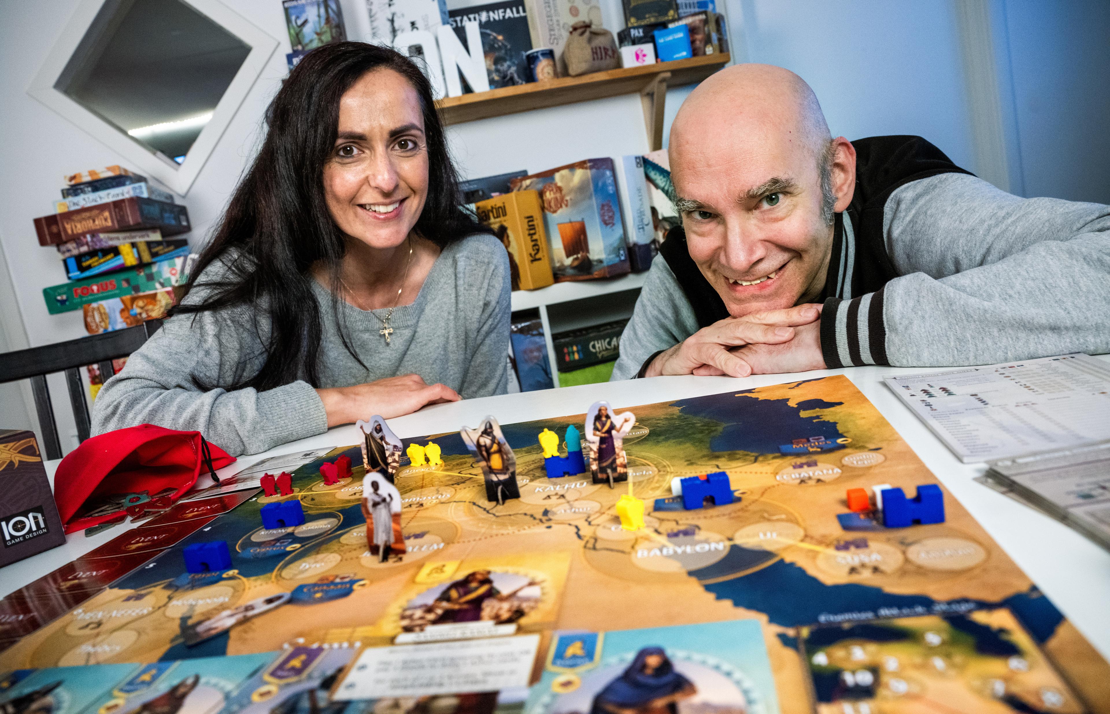 Besime Uyanik, vd, och Jon Manker, grundare, på Ion Game Design som fokuserar på brädspel med korrekt återgiven historisk kontext. Foto: Claudio Bresciani/TT